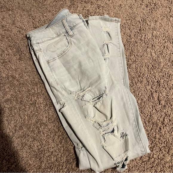 Light Wash American Eagle Jeans - Picture 1 of 2